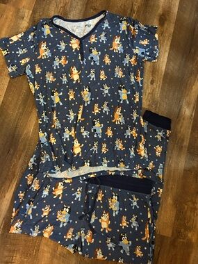 Little Sleepies Bluey Womens Pajama Set medium